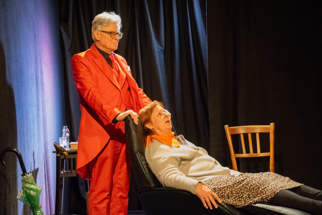 A8EF01C2-66F8-49CB-9A58-E306AA0B4C2D_1_105_c